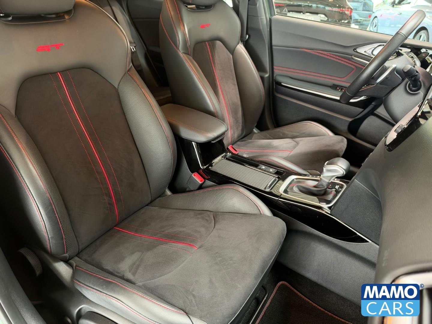 Kia Ceed GT 1.6 T-GDI ACC/BLIS/JBL/4xSHZ/LHZ/CAM/MEM
