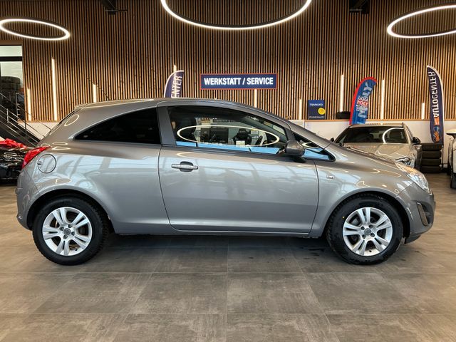 Opel Corsa D Satellite