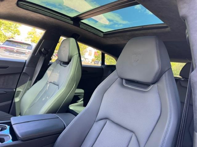 Lamborghini Urus S Nero-Matt/Black/23"/B&O/Garan – 12