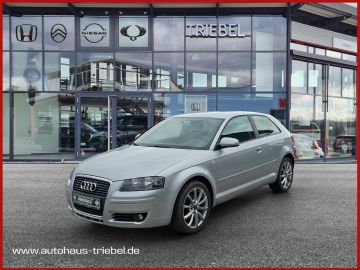 Audi A3 Attraction 1.6 °Nur an Händler!°