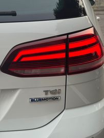Volkswagen Golf - 12