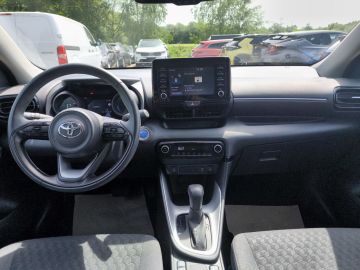 Toyota Yaris - 12