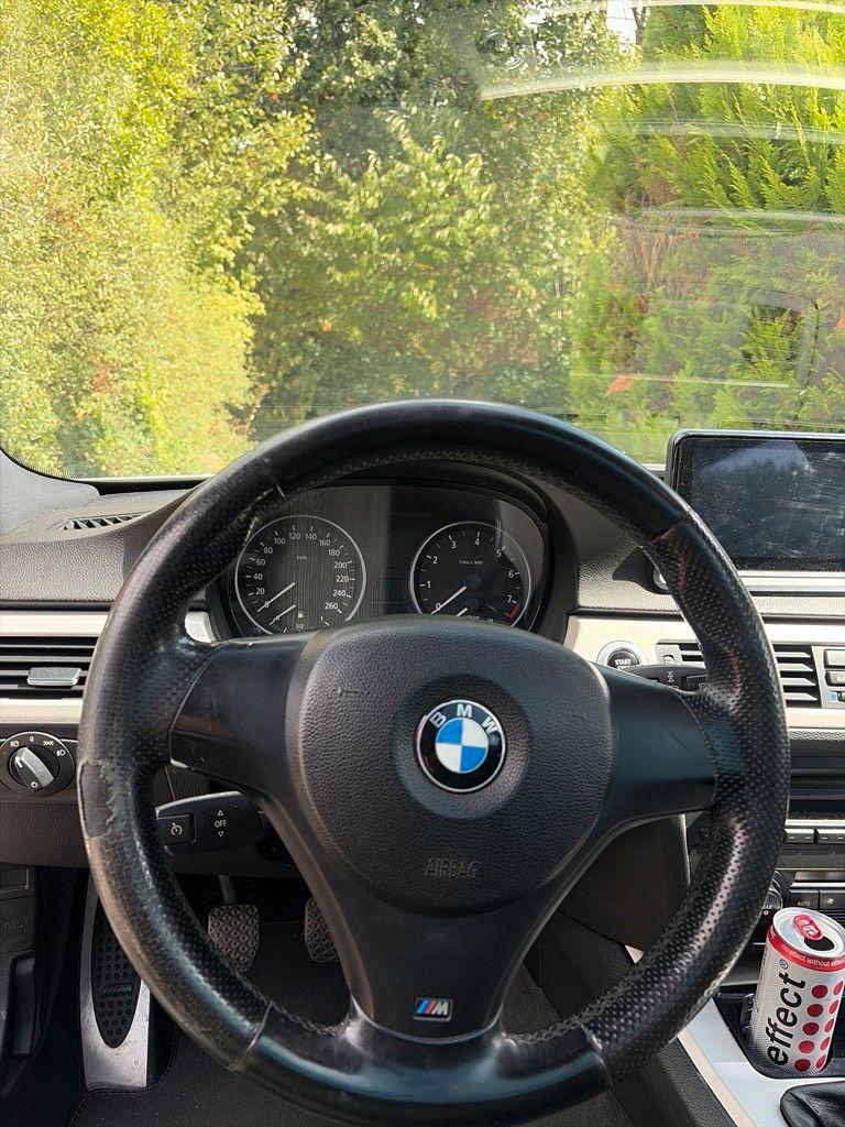 BMW 325 2006 — photo 13