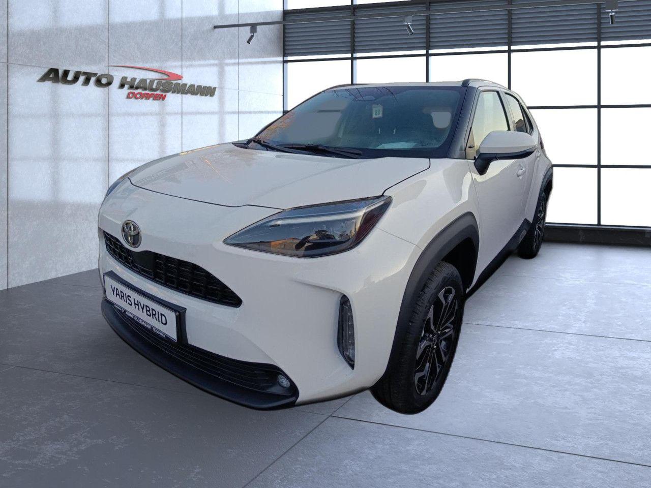 Toyota Yaris Cross Teamplayer "Winterpaket" Navi