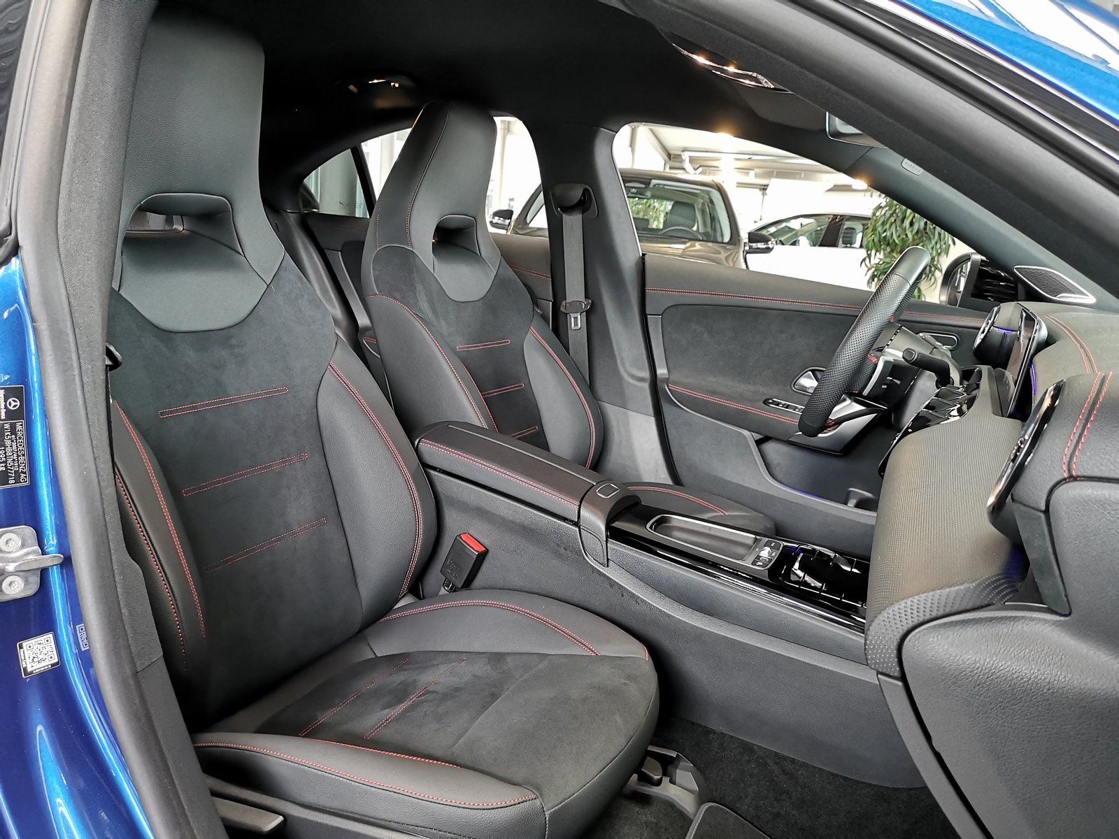 Mercedes-Benz CLA 200 Coupé AMG ADVANCED+BURMESTER+NIGHT+WINTE foto 15