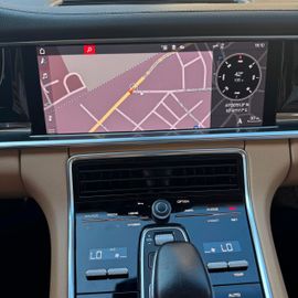 Porsche Panamera - 12