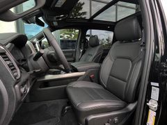 DODGE Ram 1500 Crew Cab Sport 5.7lV8 MY26 Sportauspuff