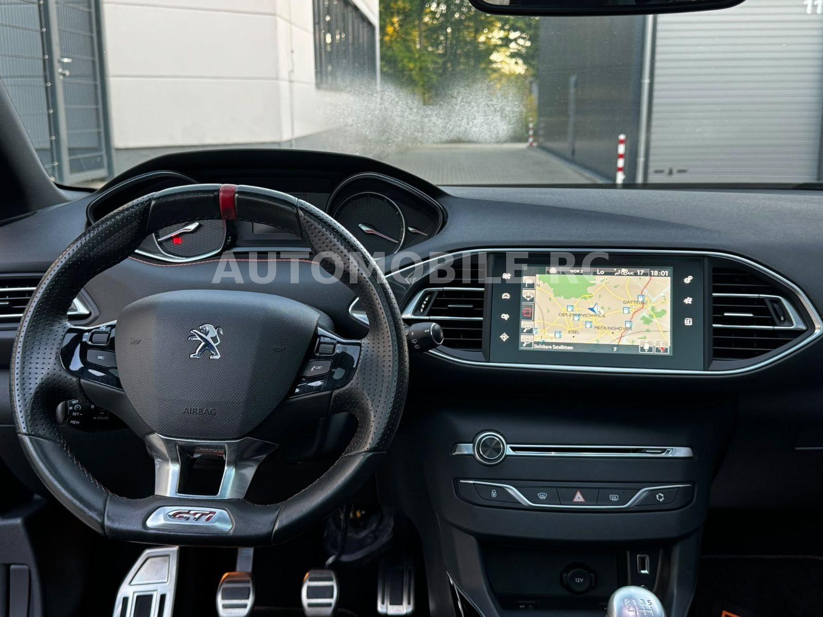 Peugeot 308 GTi*Navi*Leder*Pano*Massage*LED*Kamera*S.Hef
