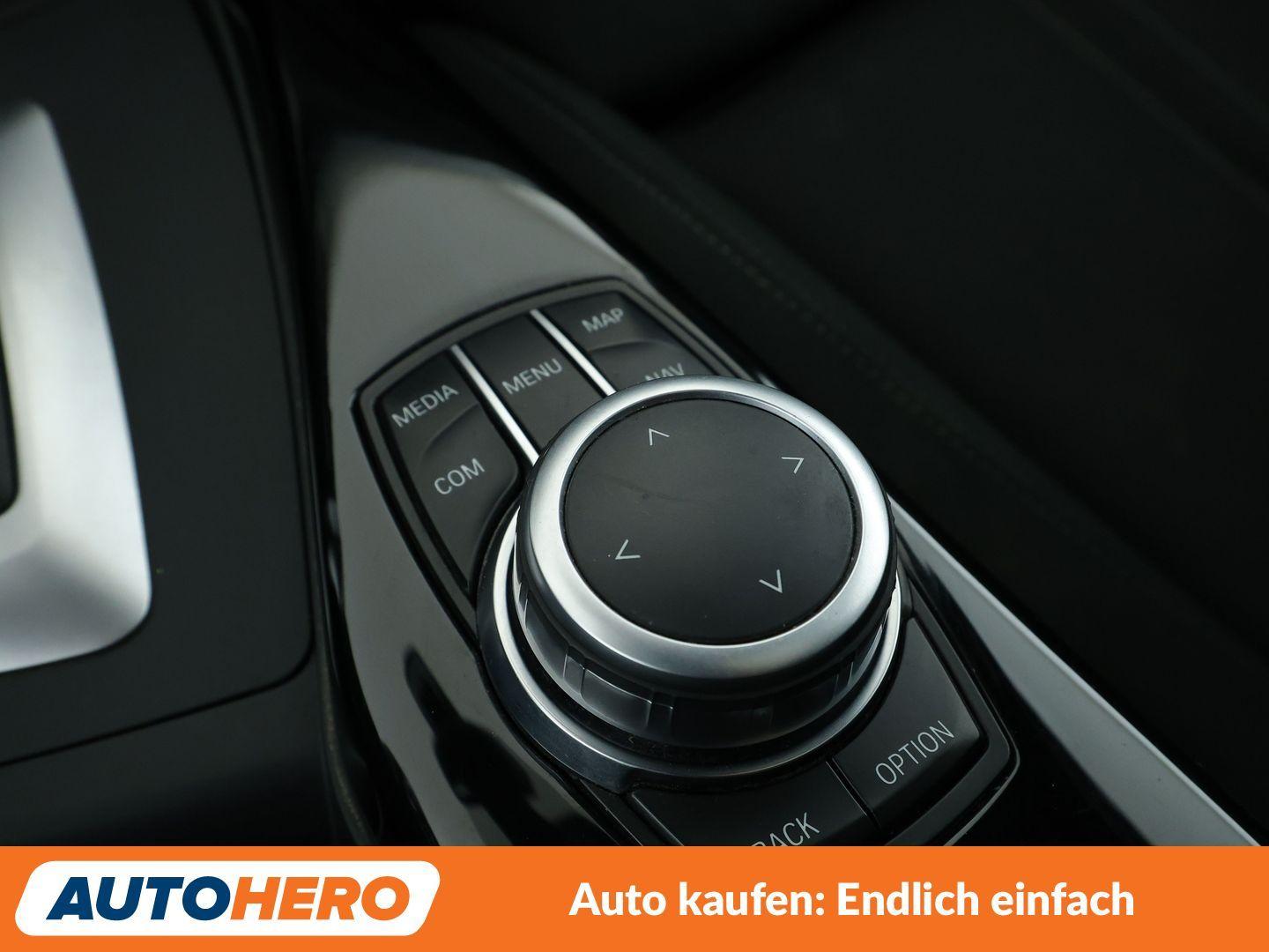 BMW 120i Edition M Sport Shadow Aut*NAVI*LED*TEMPO*