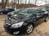 Opel Astra J Lim.Edition*1.6*Automatik* - Opel Astra aus 2010: 1.6