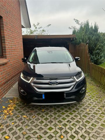 Ford Edge 4x4 Titanium