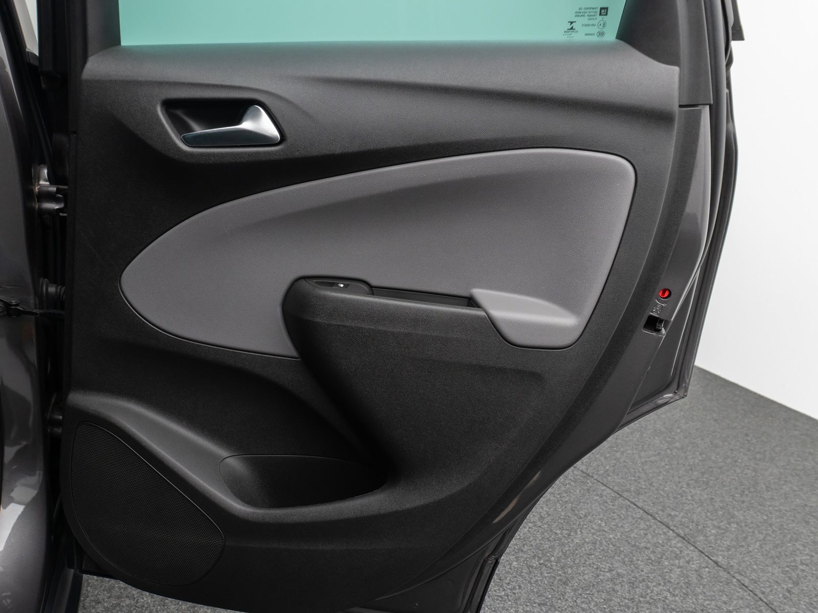Fahrzeugabbildung Opel Crossland Innovation Kamera Navi L-hzg LED AHK
