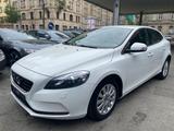Volvo V40 T2 YOU! XENON PDC - Volvo V40 YOU! mit Benzin-Antrieb