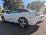 Chevrolet Camaro 6.2 V8 AT - - Chevrolet Camaro: V6
