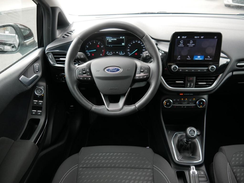 Ford Fiesta 1.0 Titanium LED Android Apple Tempomat