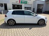 Volkswagen Golf VII Lim. Highline BMT/Start-Stopp R-Line - Volkswagen Golf: R Line