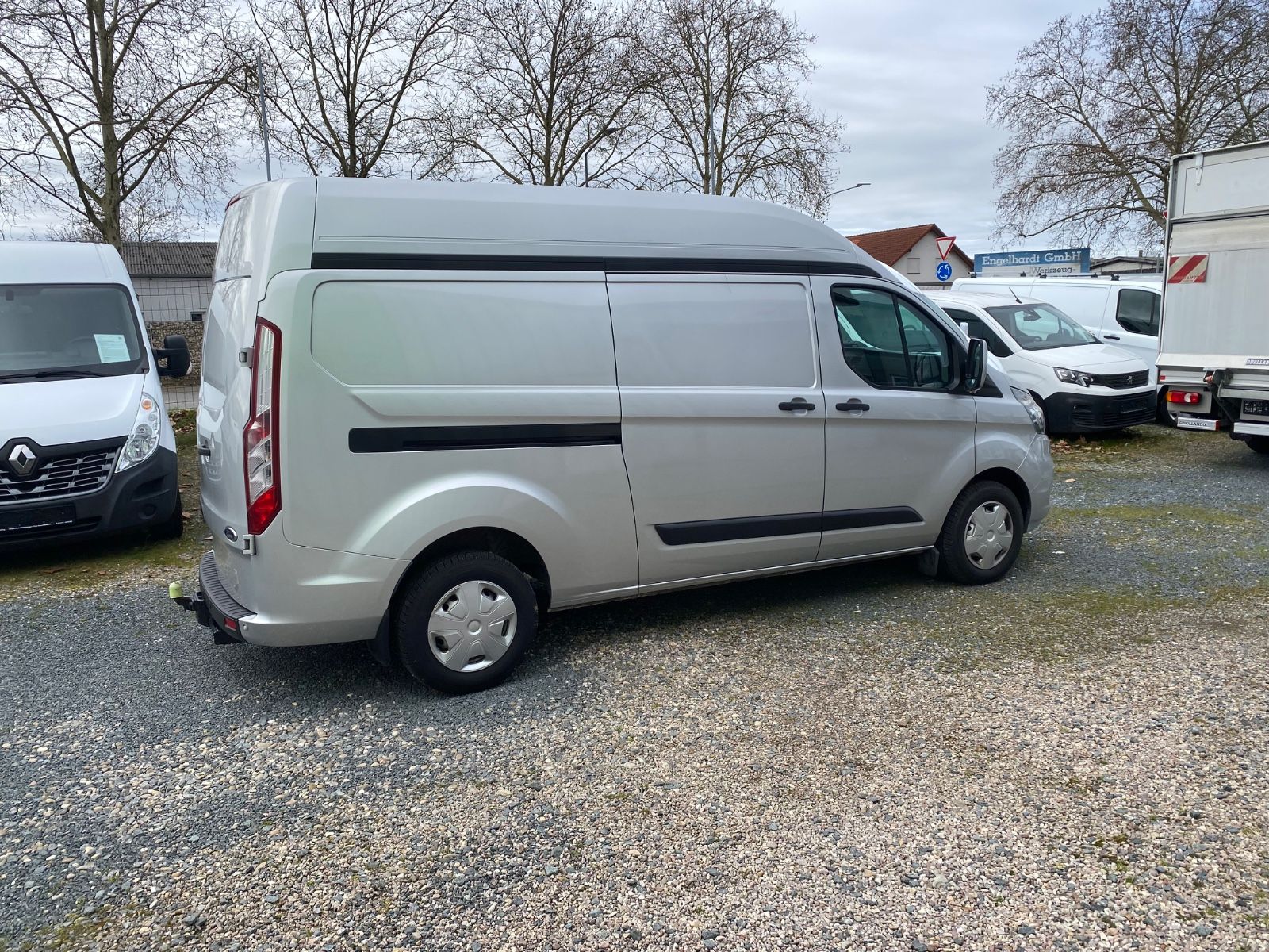 Fahrzeugabbildung Ford Transit Custom Kasten 300 L2 H2Trend,AHK,SHg,
