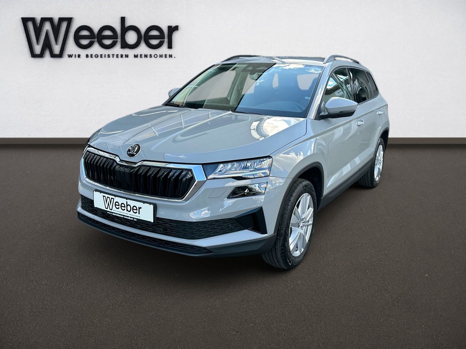 Skoda KAROQ 1.5 TSI DSG Selection AHK Navi LED PDC imagem 2