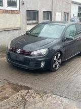 Volkswagen Golf 6 GTI mit überholtem Motor - Volkswagen Golf: GTI Motor