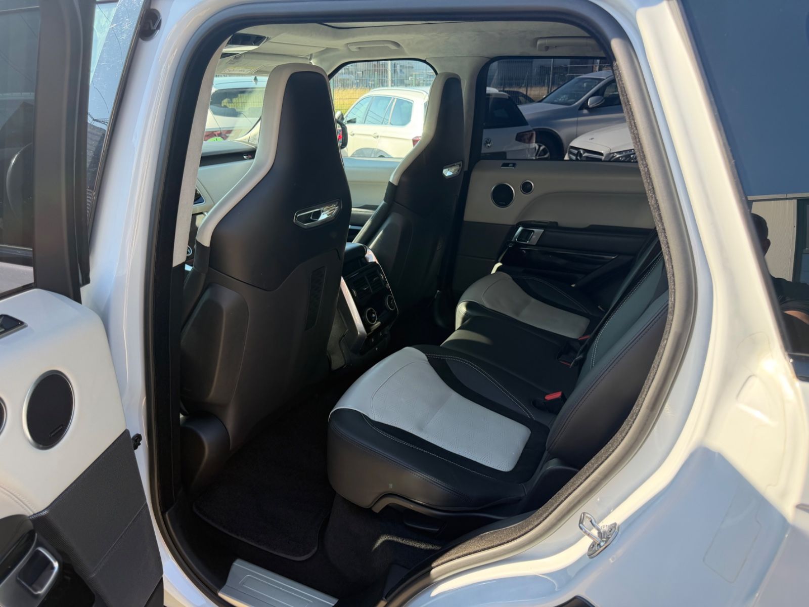 Land Rover Range Rover Sport SVR AHK Standheizung foto 16
