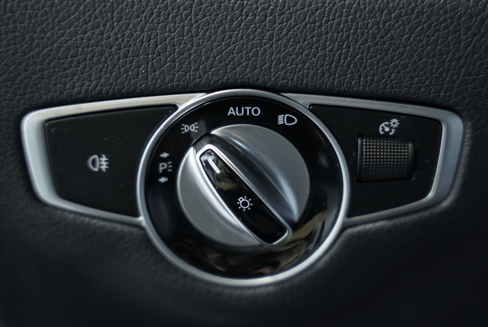 Mercedes Benz E 220
