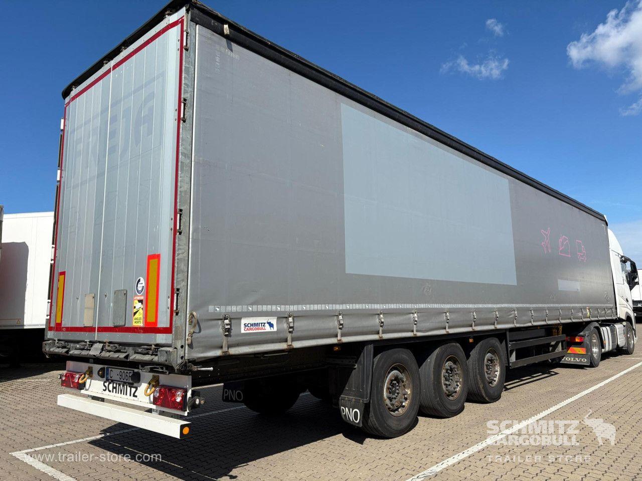 Schmitz Cargobull Curtainsider Standard