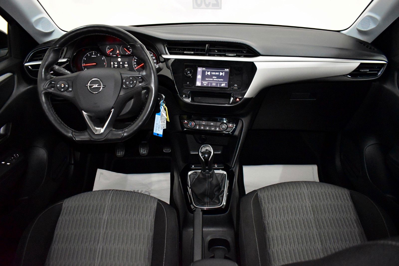 Fahrzeugabbildung Opel Corsa F Edition ,PDC,SH,Spurhalteassist