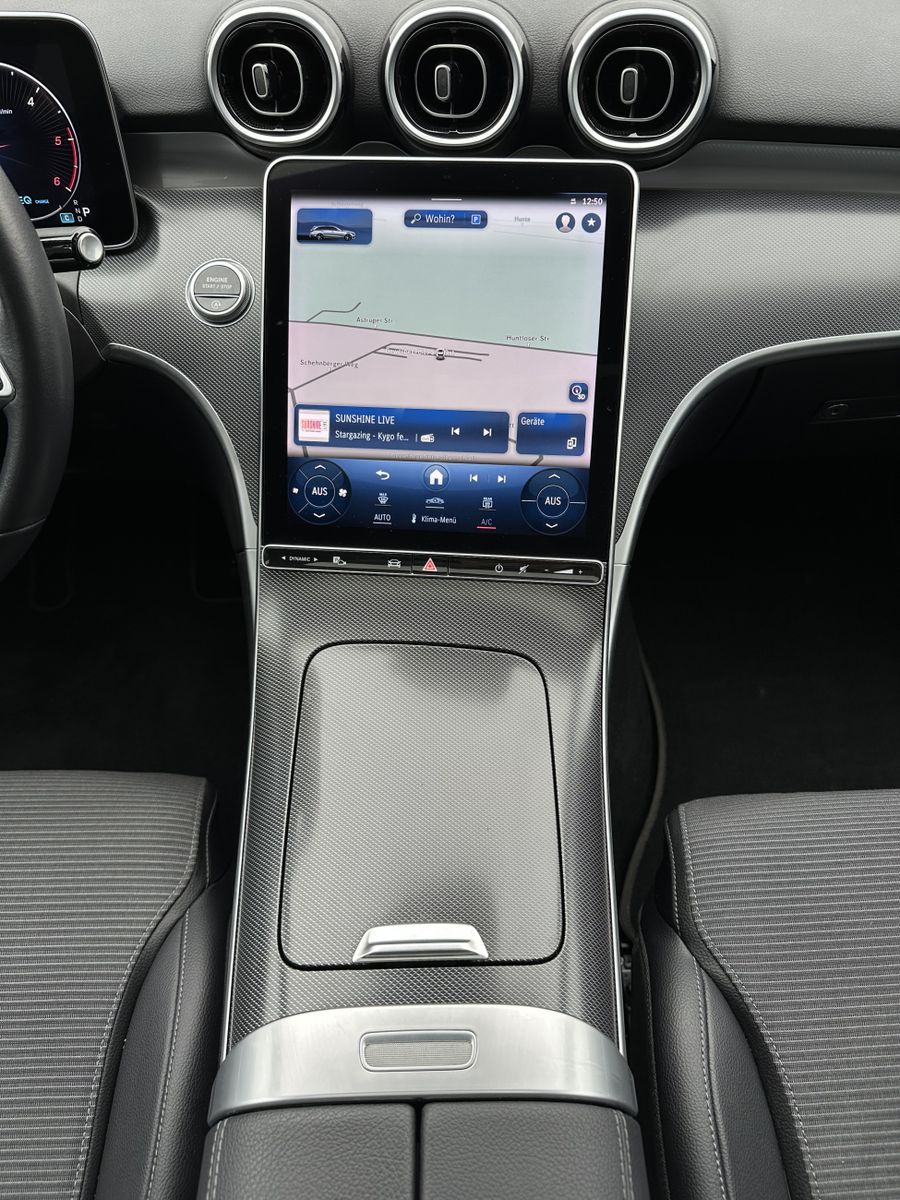 Fahrzeugabbildung Mercedes-Benz C 220d T Avantgarde NAV+LED+AHK+KAM+PANO+V-COCK