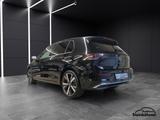 Volkswagen Golf Style 1.5 eTSI DSG Navi AHK IQ.Light HeadUp - Neuwagen: Schwarz