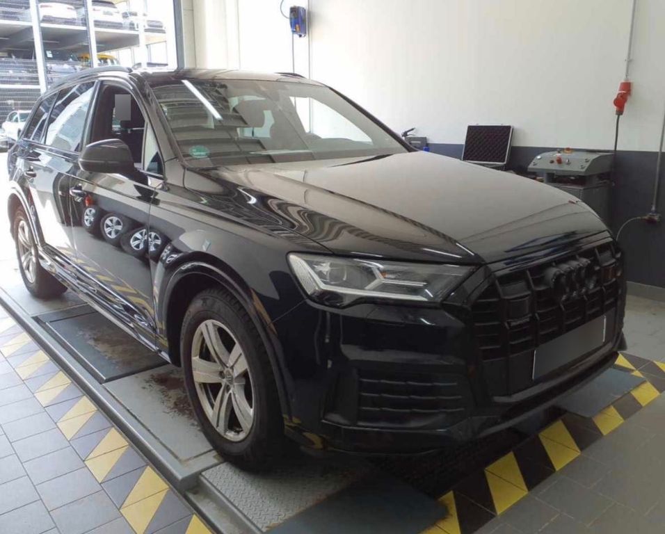 Image of Audi Q7