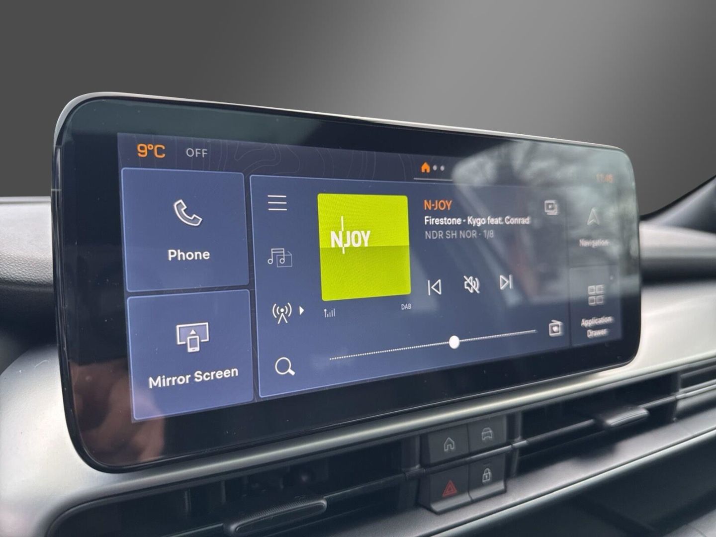 Fahrzeugabbildung Jeep Avenger Overland Mild-Hybrid 4xe-Leder-Panoramad