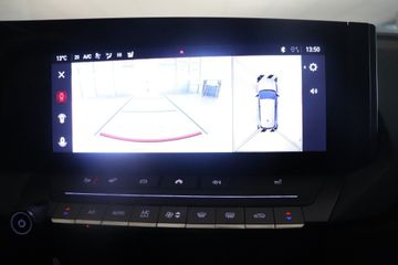 Fotografie 23 des Opel Astra Sports Tourer 1.2 Turbo Automatik GS