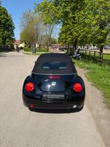 Volkswagen New Beetle 1.8T Cabrio Highline - schwarze Volkswagen New Beetle
