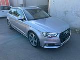 Audi A3 35 TFSI sport Sportback*CarPlay*NAVI*DAB+ - Audi A3 in Nürnberg