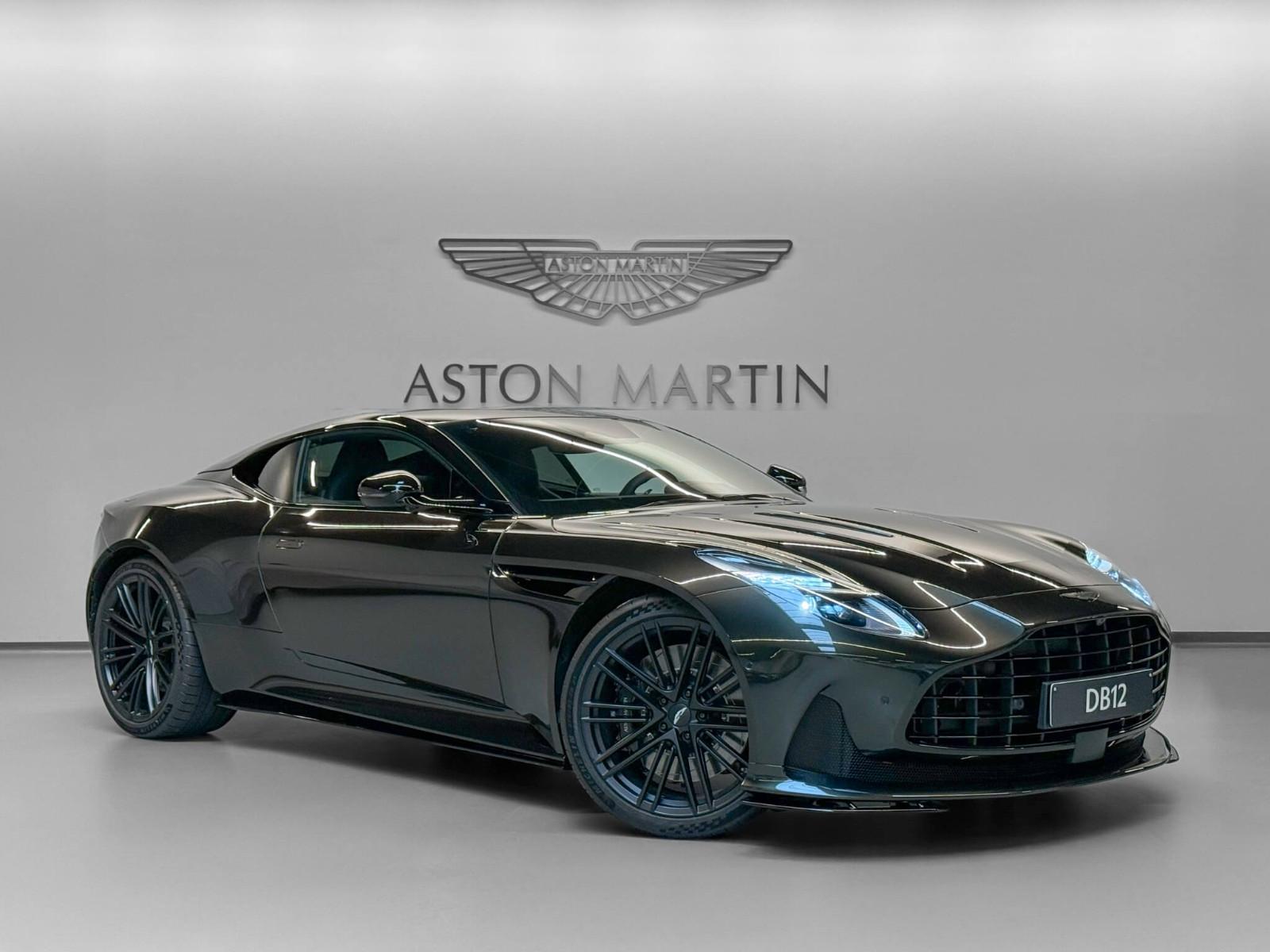 Aston Martin DB12 4.0 V8