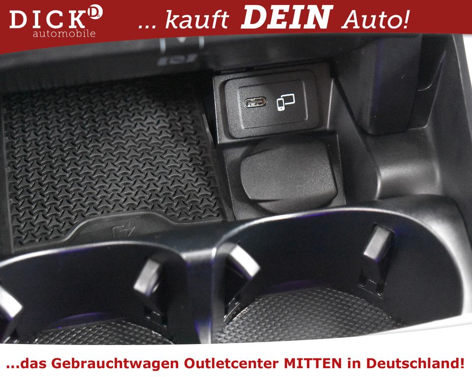 Mercedes-Benz E 300 de Avantg FACELIFT WIDESC+KAMER+STANDHZ+AHK