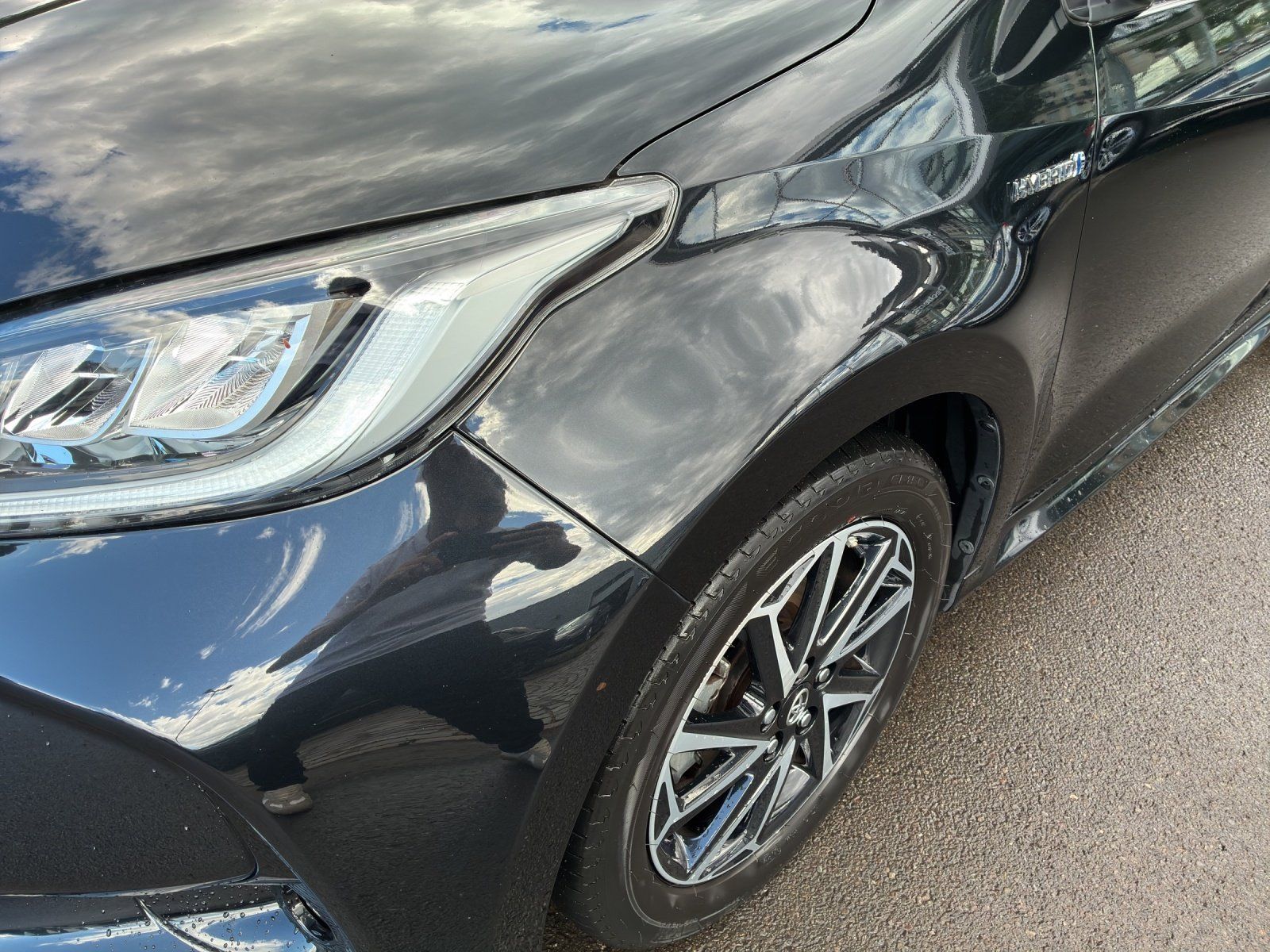 Fahrzeugabbildung Toyota Yaris 1.5 Dual-VVT-iE Hybrid Club Kamera,LED,LM