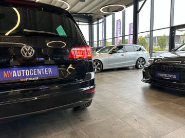 Volkswagen Golf *1-Hand*ACC*2-ZONEN*NAV*SitzHZ*