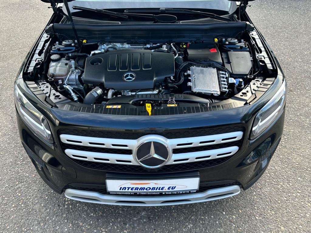 Mercedes-Benz GLB 180