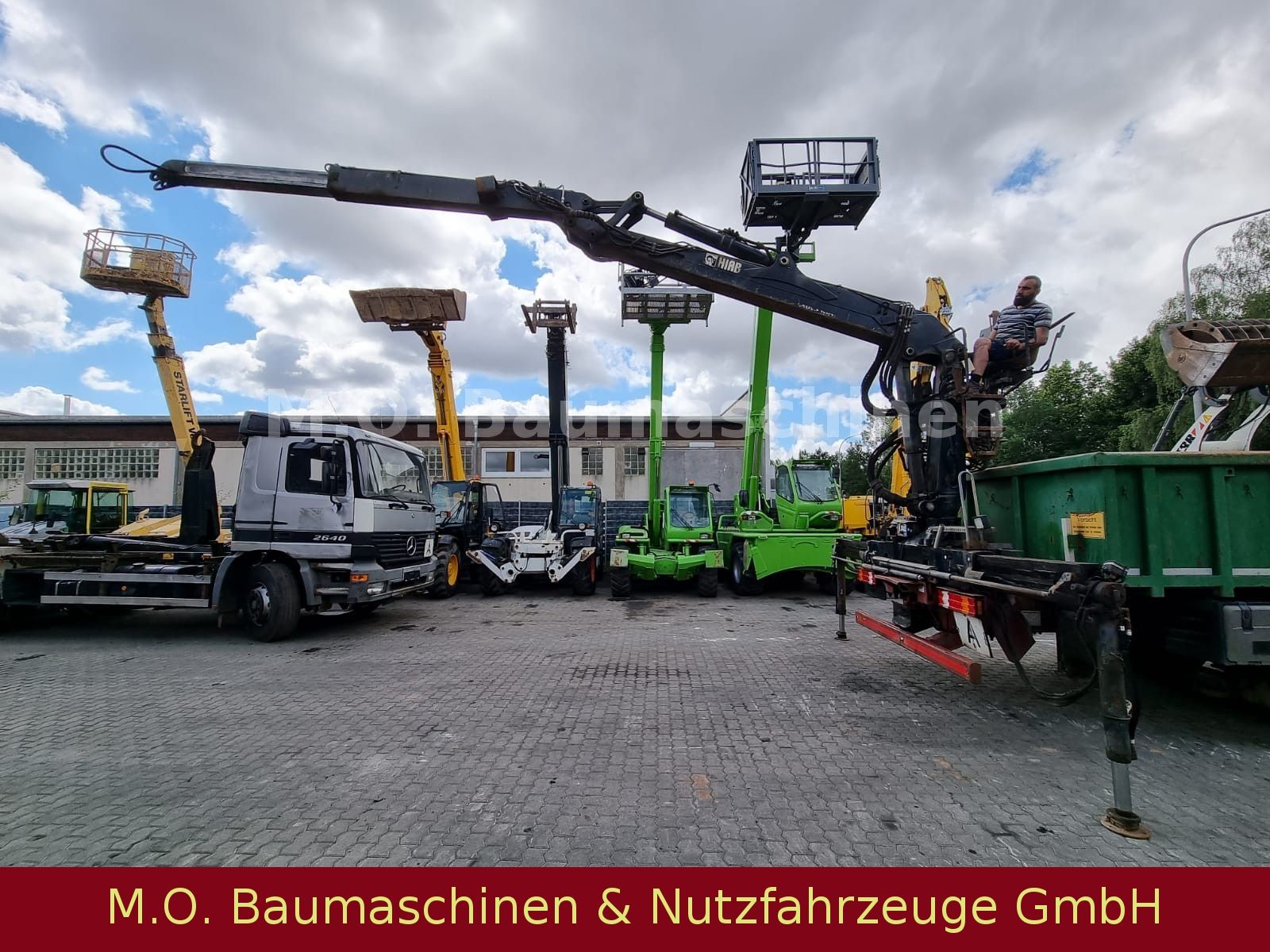 Fahrzeugabbildung Mercedes-Benz Actros 1944 / 4x2 / Euro 5 / Hiab Kran 1300RS93/