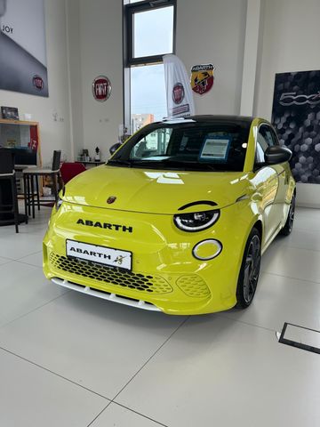 Abarth 500e Turismo Vorführwagen Wallbox Gratis