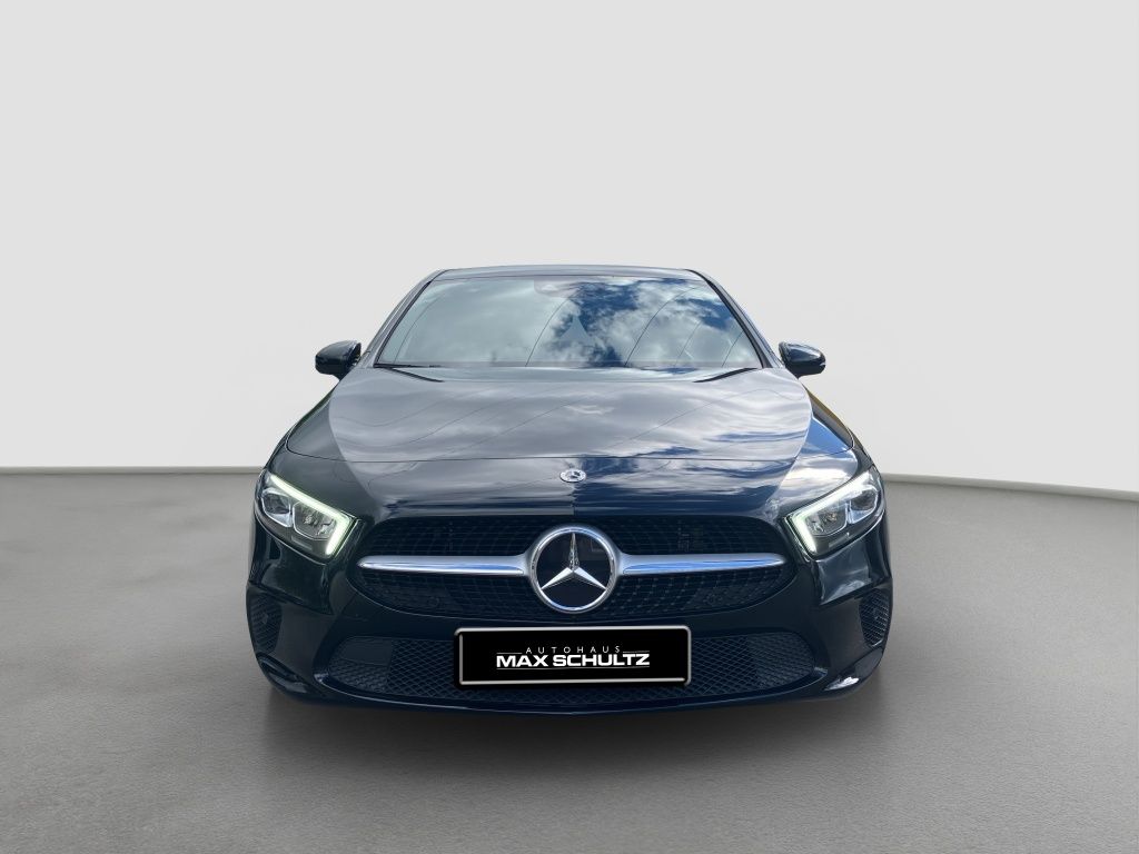 Fahrzeugabbildung Mercedes-Benz A 250 e PROGRESSIVE*AHK*LED*NAVI*DAB*SITZH