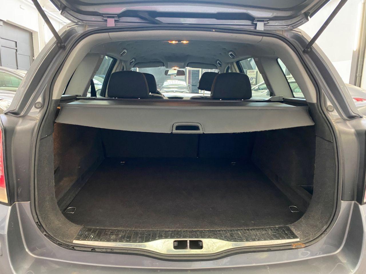 Opel Astra 2005 — photo 14