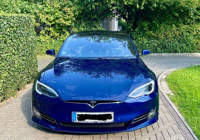 Tesla Model S 75D  Facelift 