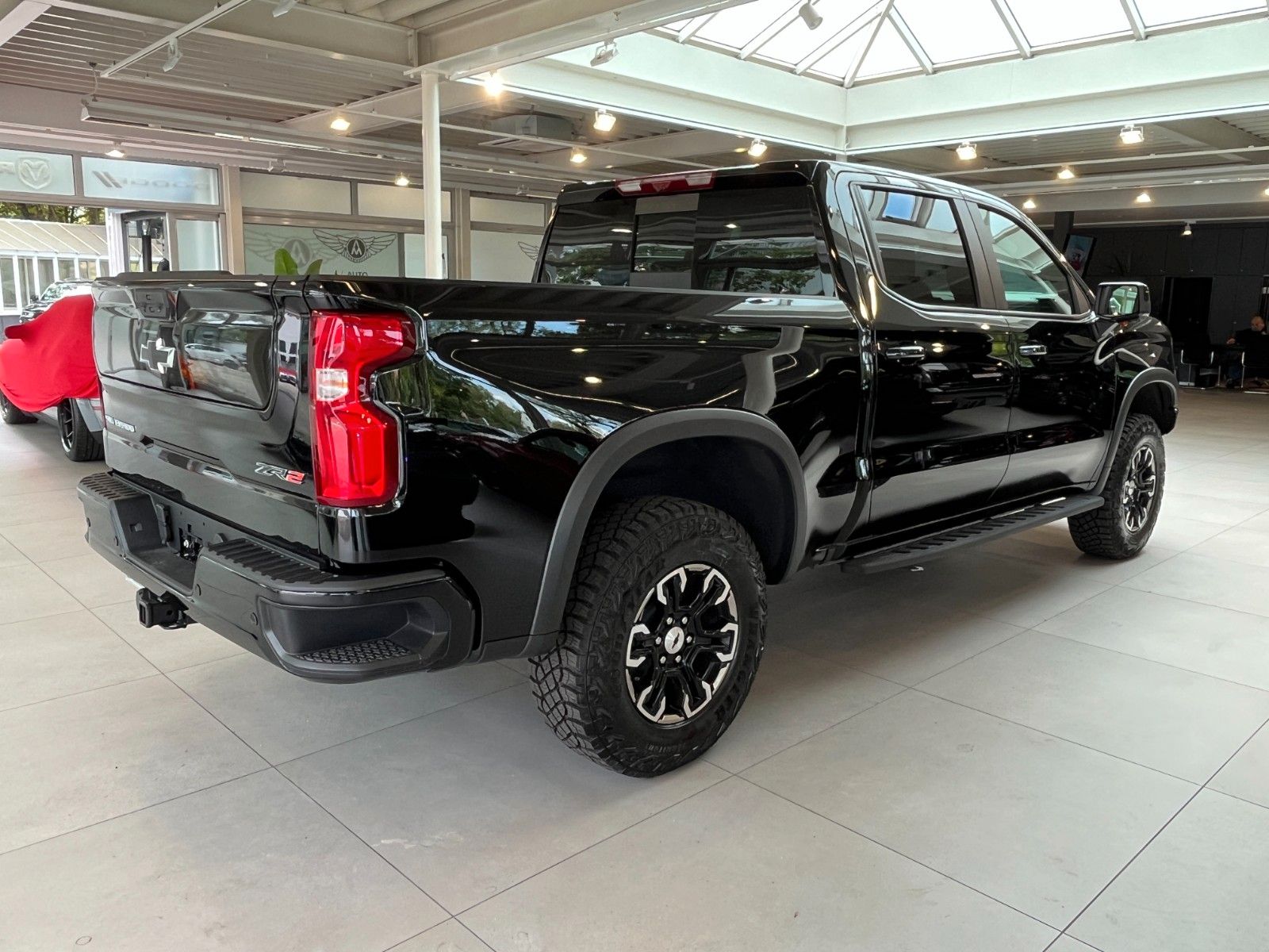 Fahrzeugabbildung Chevrolet Silverado ZR2 V8 6.2*Head-Up*360°*Offroad*AHK