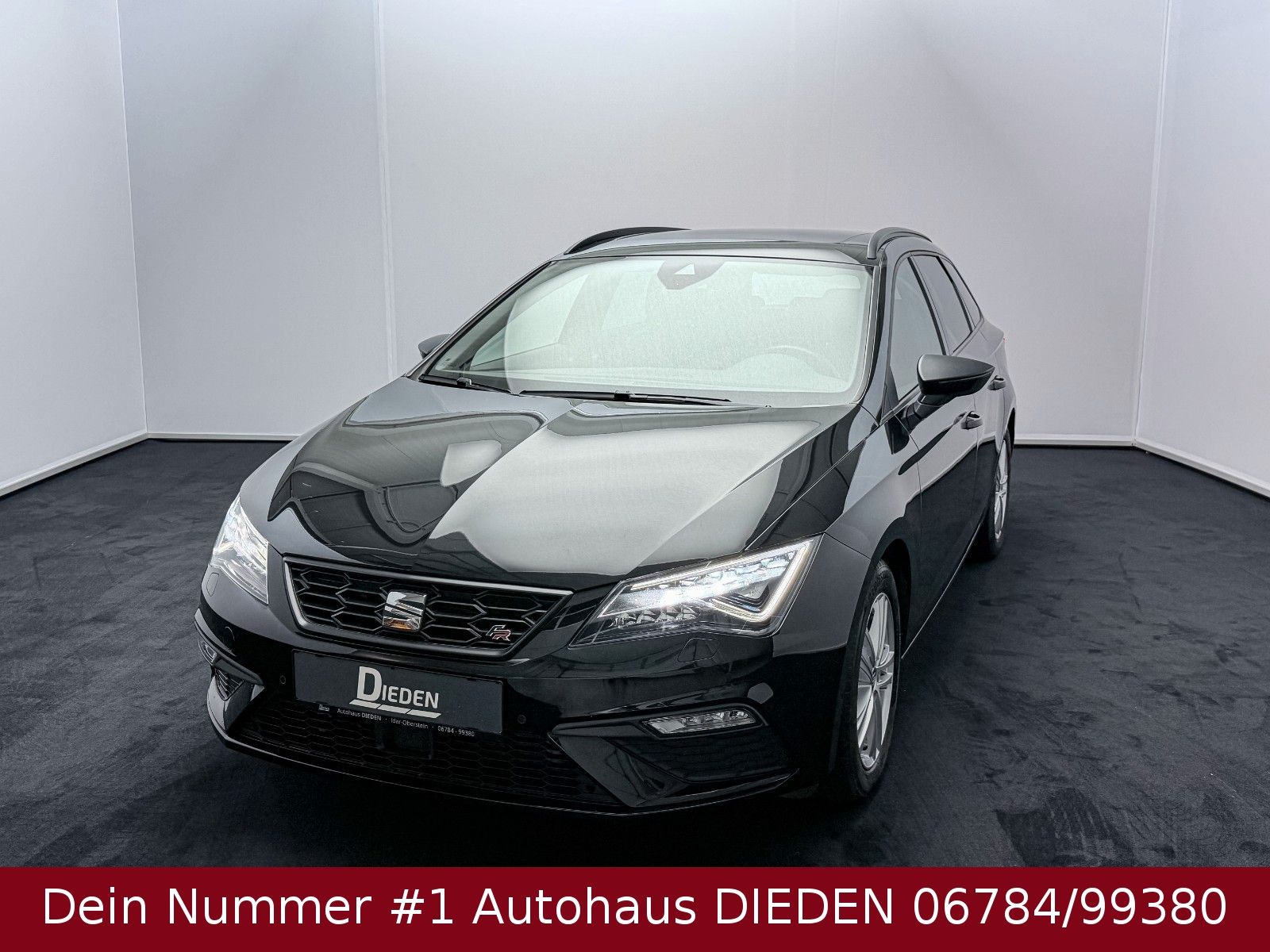 Gebrauchtwagen Seat Leon Leon ST FR Black Matt Edition PANORAMA+LED+PDC in Idar-Oberstein