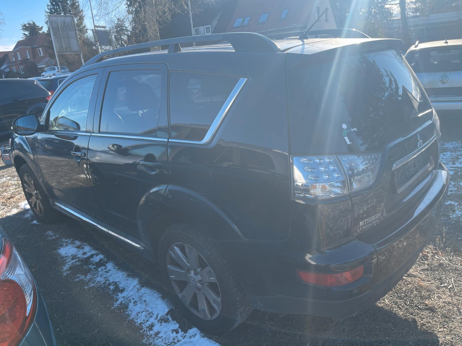 Mitsubishi Outlander XTRA 2WD