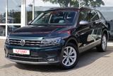 Volkswagen Tiguan Allspace 2.0 TSI Highline AHK - : Grün, Massagesitze