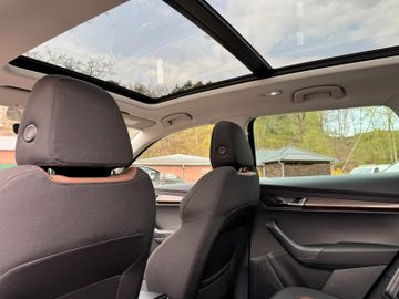 Skoda Karoq Scout 1.5 AHK*Panodach*Kamera*