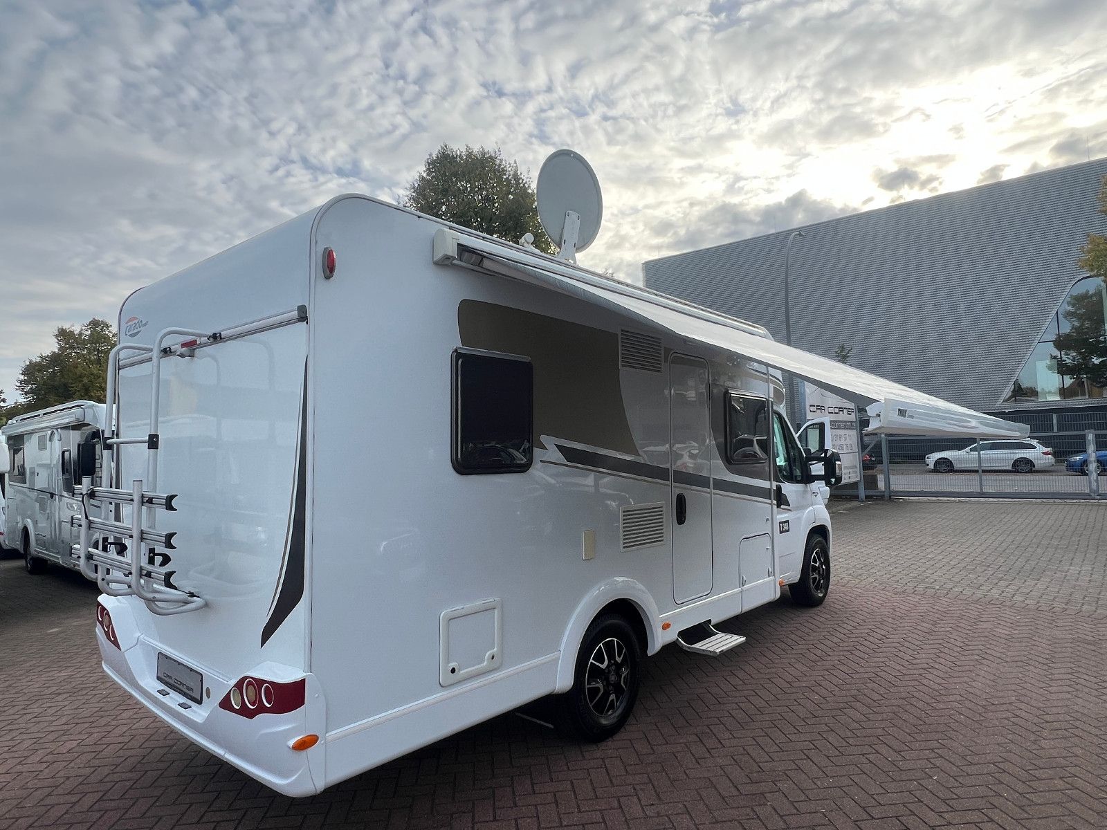 Fahrzeugabbildung Carado T 348 FIAT DUCATO 150 PS *1.HAND*DACHKLIMA*